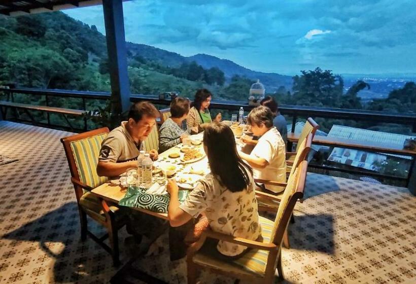 Семейный Номер Вид на Горы, บ้านภูคำฟ้า ดอยปู่ไข่ Baan Phu Kham Fah