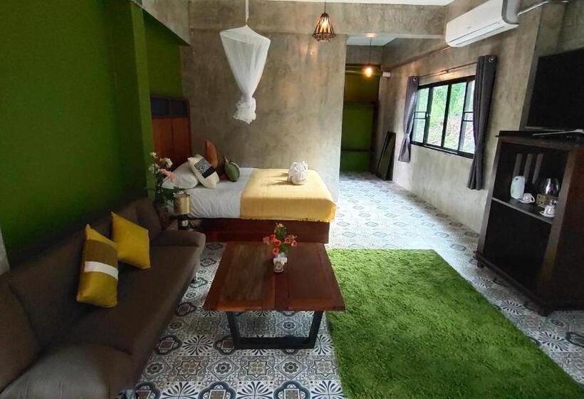 Номер Стандарт с Террасой, บ้านภูคำฟ้า ดอยปู่ไข่ Baan Phu Kham Fah