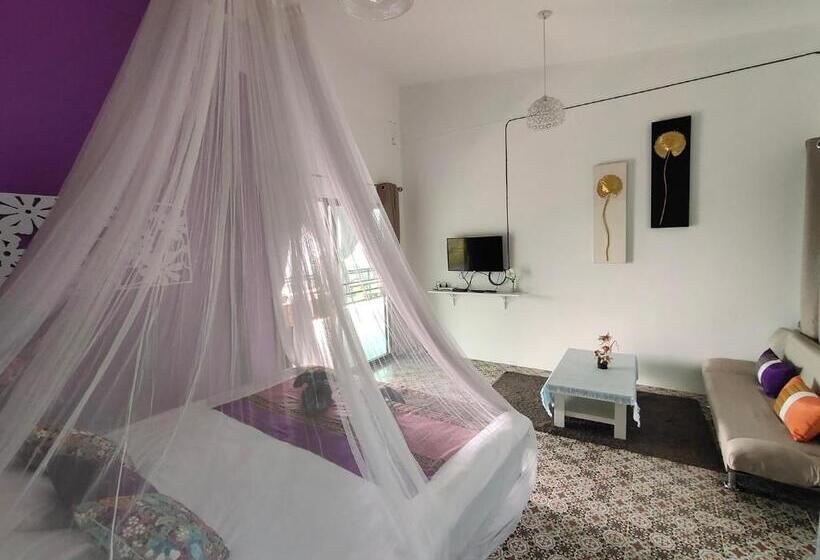 Номер Deluxe, บ้านภูคำฟ้า ดอยปู่ไข่ Baan Phu Kham Fah