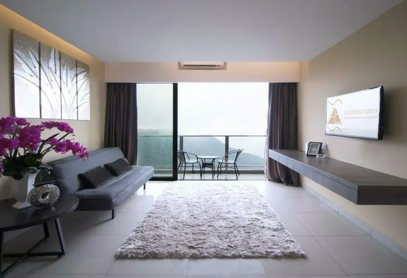 سوئیت با بالکن, Sky D Mont Suites