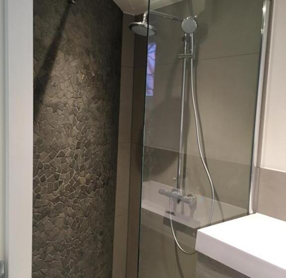 اتاق استاندارد با چشم‌انداز باغ, Kangaroom