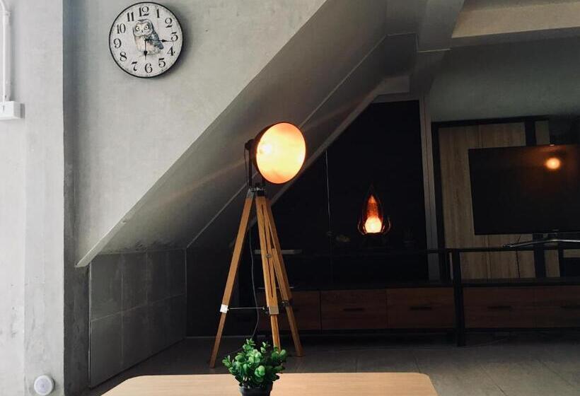 带1个卧室带泳池的公寓, New Apartment Nearby Beach