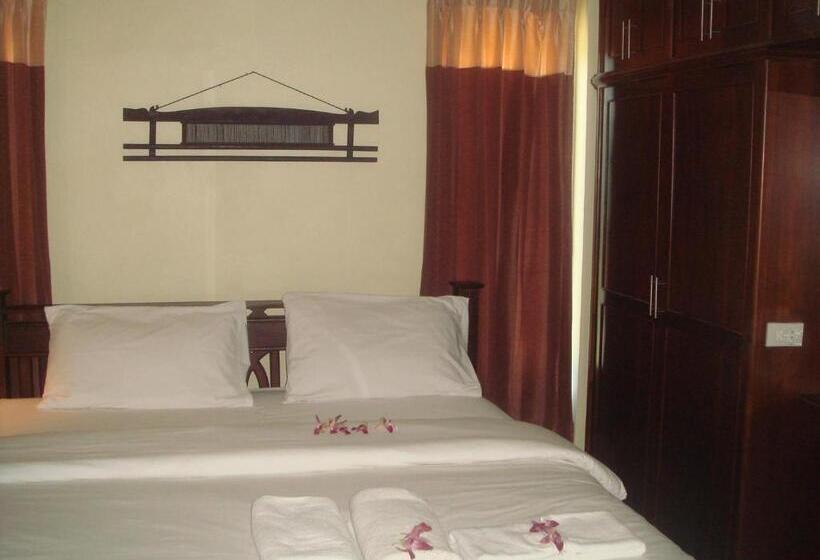 شقة غرفة نوم واحدة مزودة بشُرفة, Niracha Chaweng House