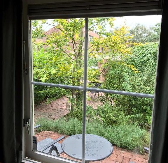 חדר סטנדרט נוף לגינה, Sandra’s Gastenverblijf