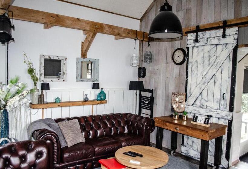 סוויטת 2 חדרי שינה, Sandra’s Gastenverblijf