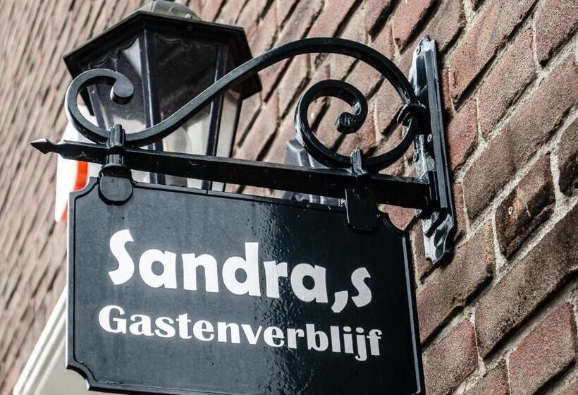 סוויטת 2 חדרי שינה, Sandra’s Gastenverblijf