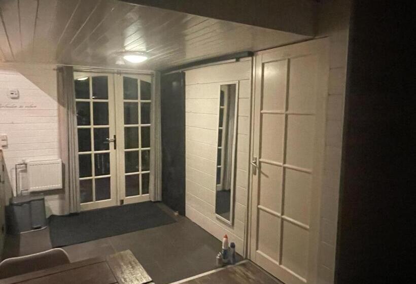 סוויטת 2 חדרי שינה, Sandra’s Gastenverblijf