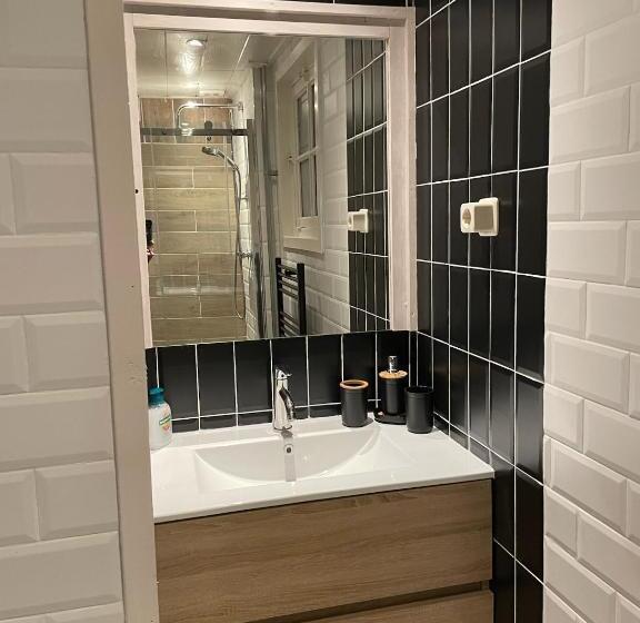 סוויטת 2 חדרי שינה, Sandra’s Gastenverblijf