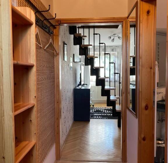 غرفة قياسية, Velemi Vendégház