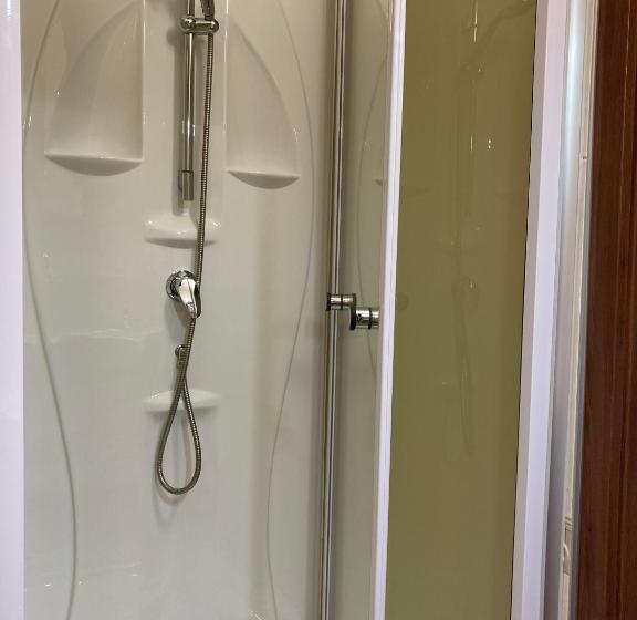 غرفة قياسية, Velemi Vendégház