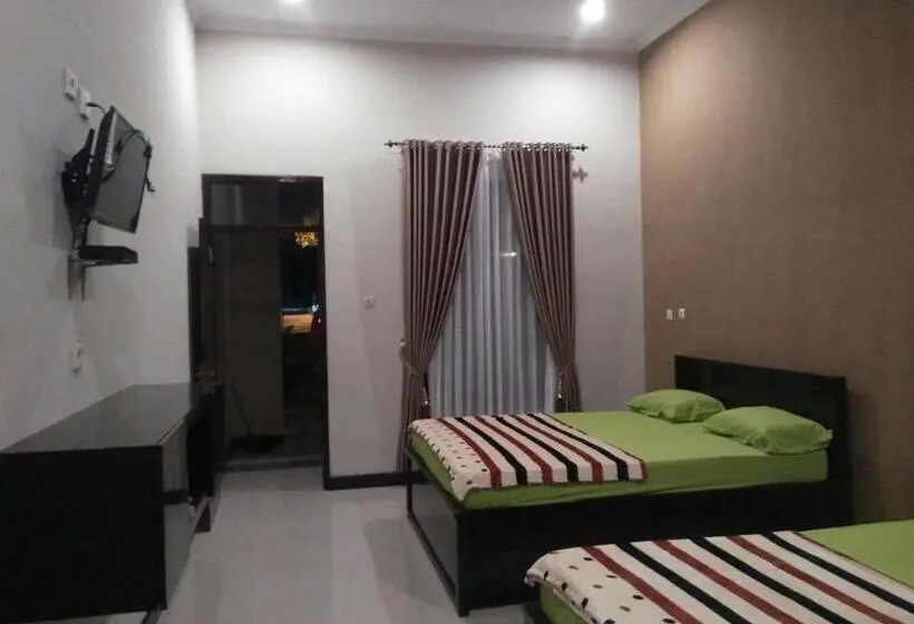 Chambre Supérieure Vue Jardin, Sederhana Homestay