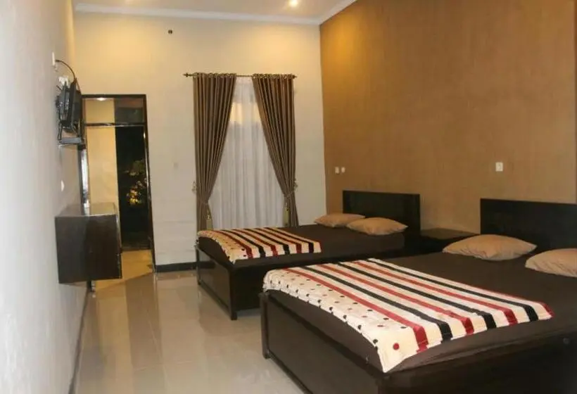Chambre Supérieure Vue Jardin, Sederhana Homestay