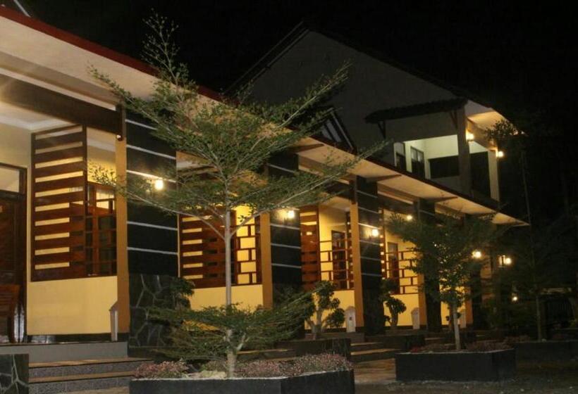 Номер Superior Вид на Сад, Sederhana Homestay