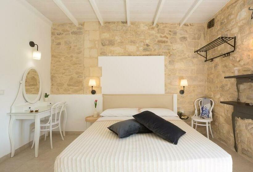 חדר סטנדרט, Evoca