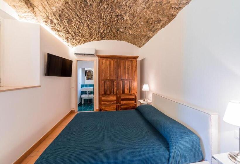 豪华海景房, Villa Amì