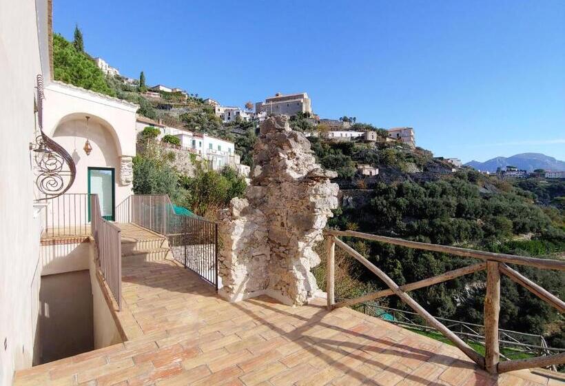 豪华海景房带阳台, Villa Amì