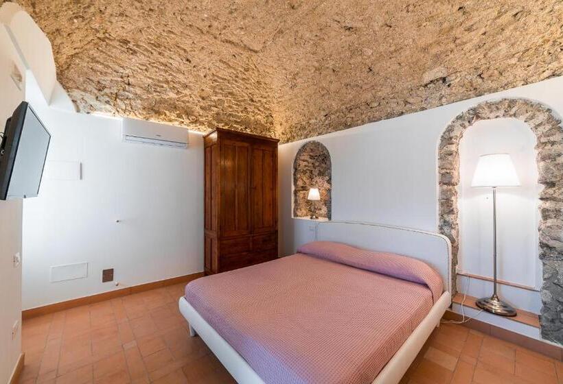 Номер Deluxe Вид на Море с Балконом, Villa Amì