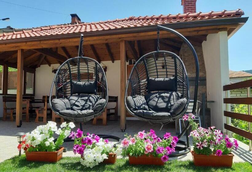 Apartamento 2 Dormitórios, къща за гости романс