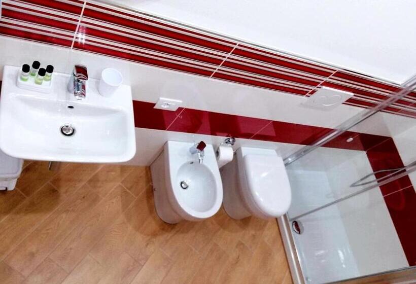 اتاق استاندارد با بالکن, Affittacamere Elvi