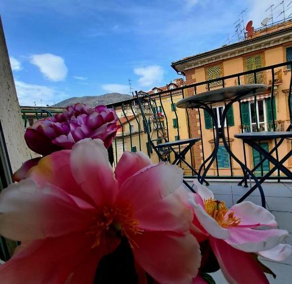 اتاق لوکس, Affittacamere Elvi