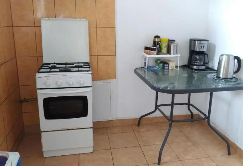 خانه 1 خوابه, Casa Zura