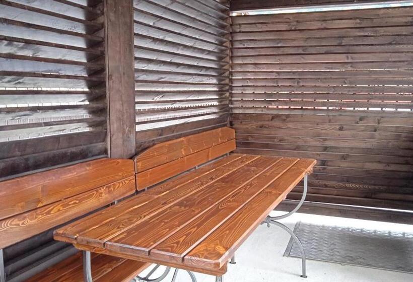 منزل غرفة نوم واحدة, Casa Zura