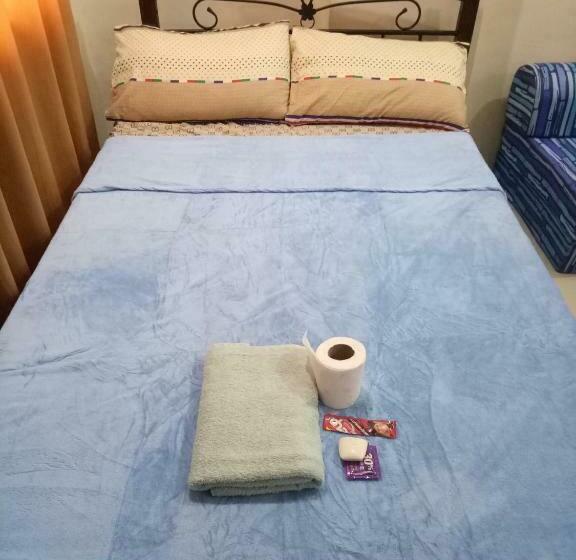 小型套房带阳台, Mhavic Inn Kassel Residences