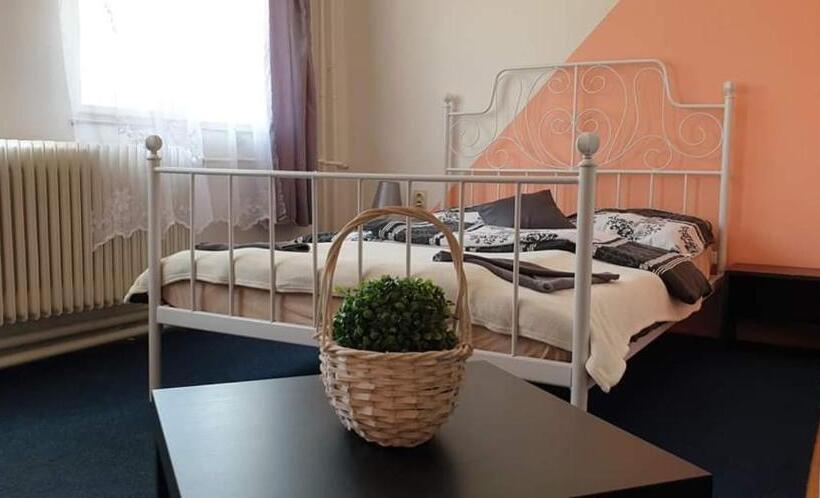 スタンダードトリプルルーム, Penzion Stavař