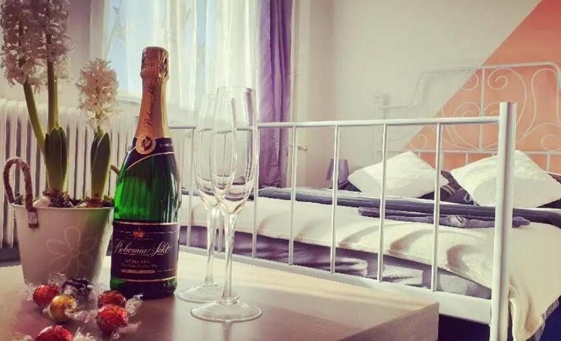 标准三人间, Penzion Stavař