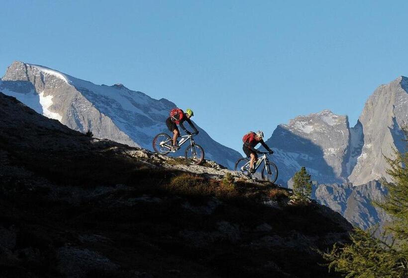 テラス付き１ベッドルームアパートメント, Residence Costa Burjada