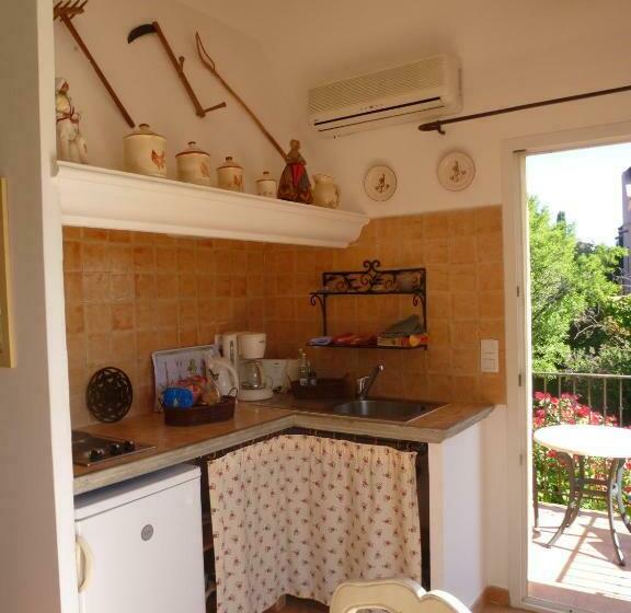 スタンダードスタジオ, Résidence A Merula