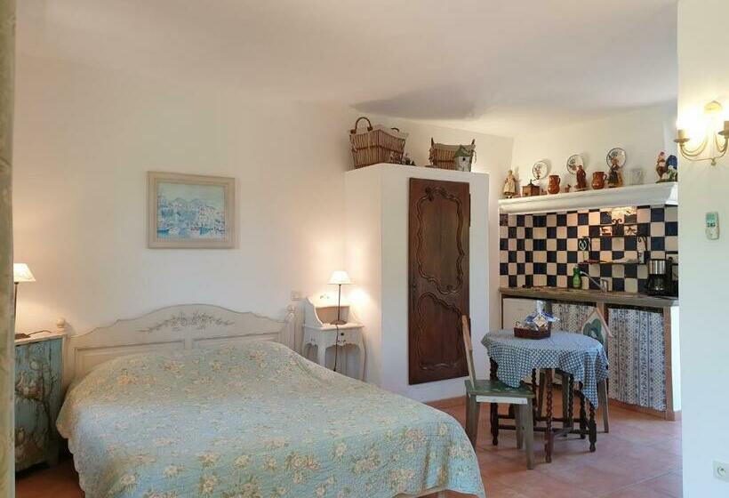 スタンダードスタジオ, Résidence A Merula