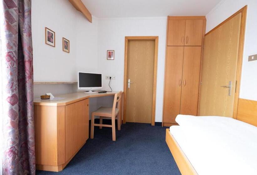 חדר סטנדרט יחיד עם מרפסת, Garni Volgger