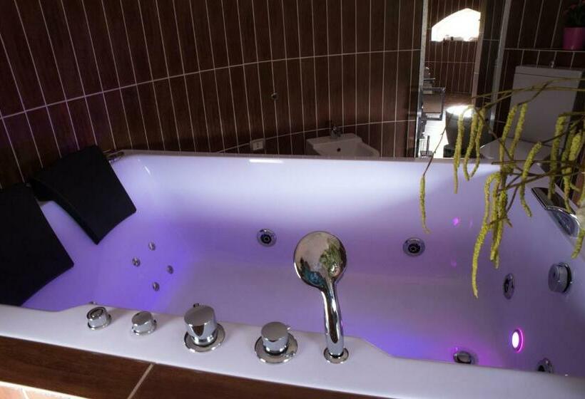 Люкс Повышенной Комфортности, Il Castello