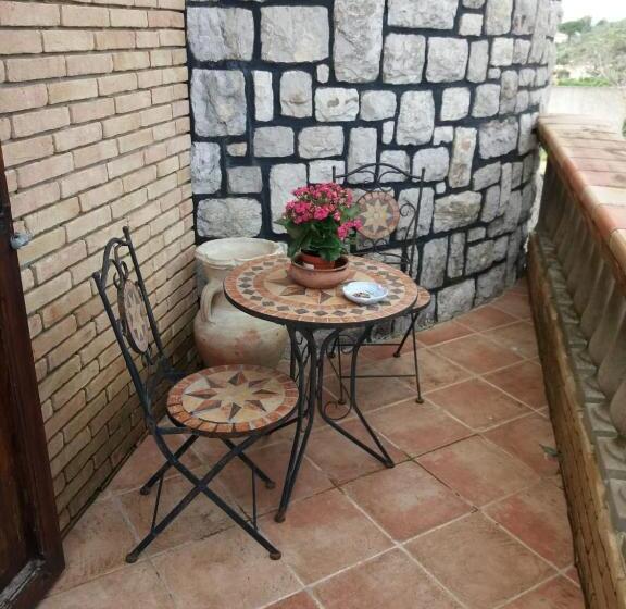 발코니 디럭스 룸, Il Castello