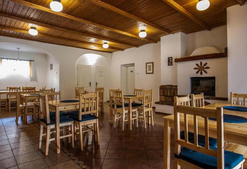 غرفة قياسية ثلاثية, Pension Styl