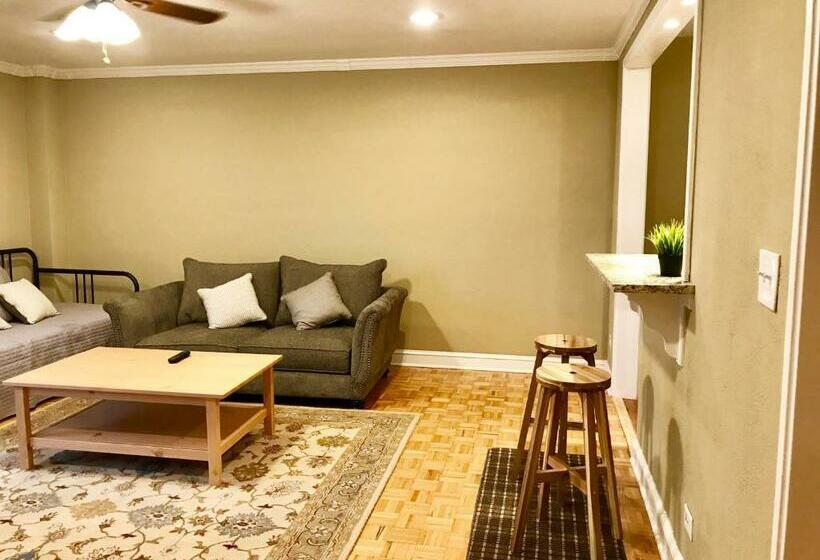 شقة غرفة واحدة, Laugh, Eat, Sleep Downtown Wine Down 9e