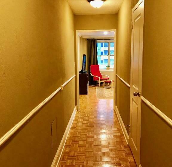 شقة غرفة واحدة, Laugh, Eat, Sleep Downtown Wine Down 9e