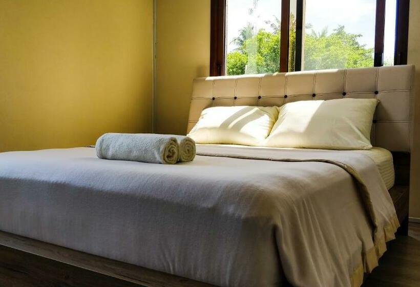 اتاق لوکس, Eden Blue