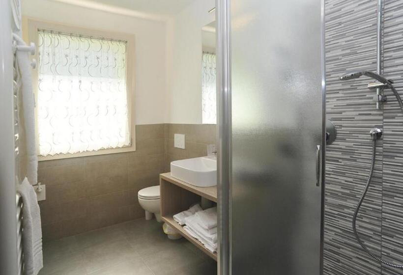 高级家庭房间, La Casa Dei Nonni Sul Garda