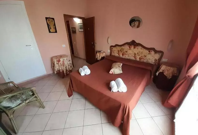 バルコニー付きスタンダードルーム, B&b La Casa Di Zia Lina