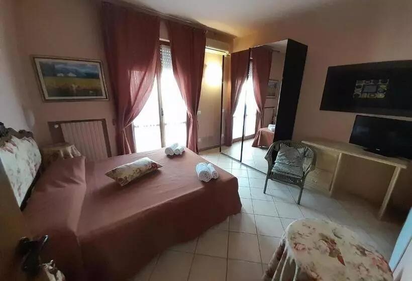 バルコニー付きスタンダードルーム, B&b La Casa Di Zia Lina