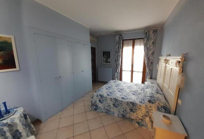 标准间带阳台, B&b La Casa Di Zia Lina