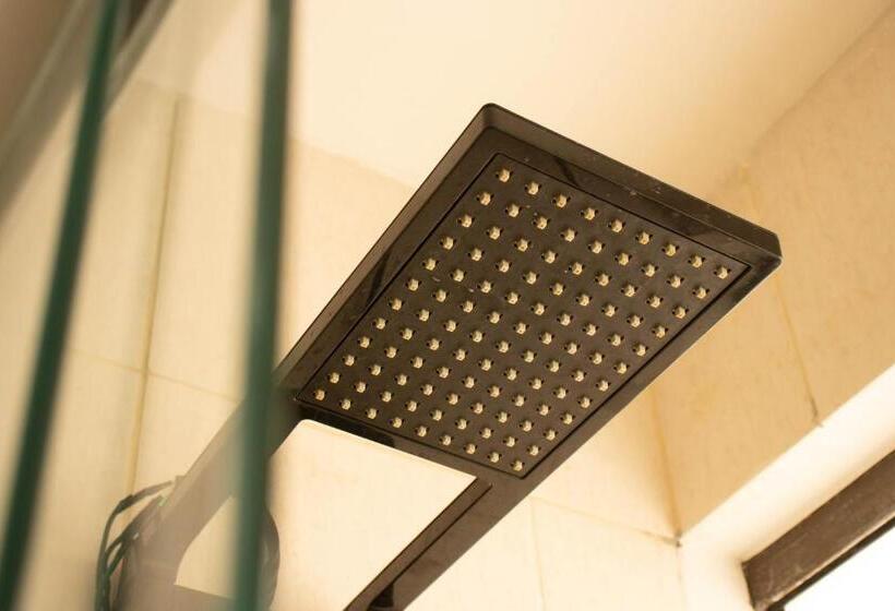 スタンダード４人部屋, Milos Beach