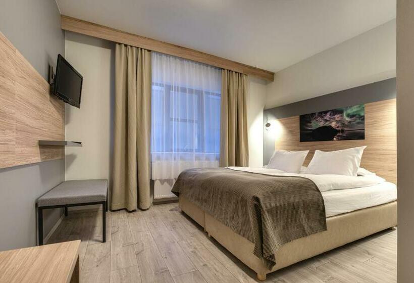 Cameră Standard, Vík í Mýrdal