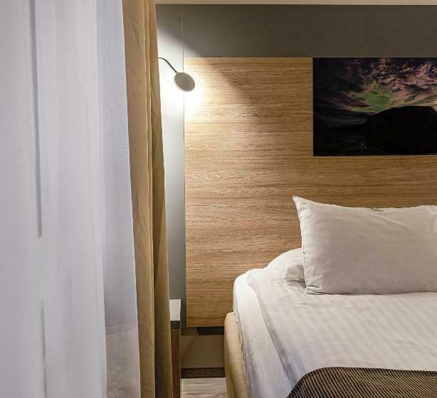 Cameră Standard, Vík í Mýrdal