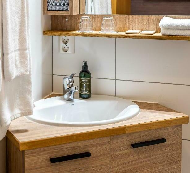 Cameră Standard, Vík í Mýrdal