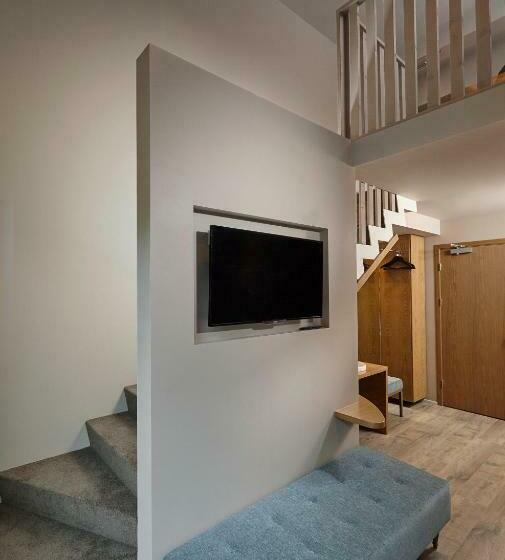 Cameră Familiară, Vík í Mýrdal