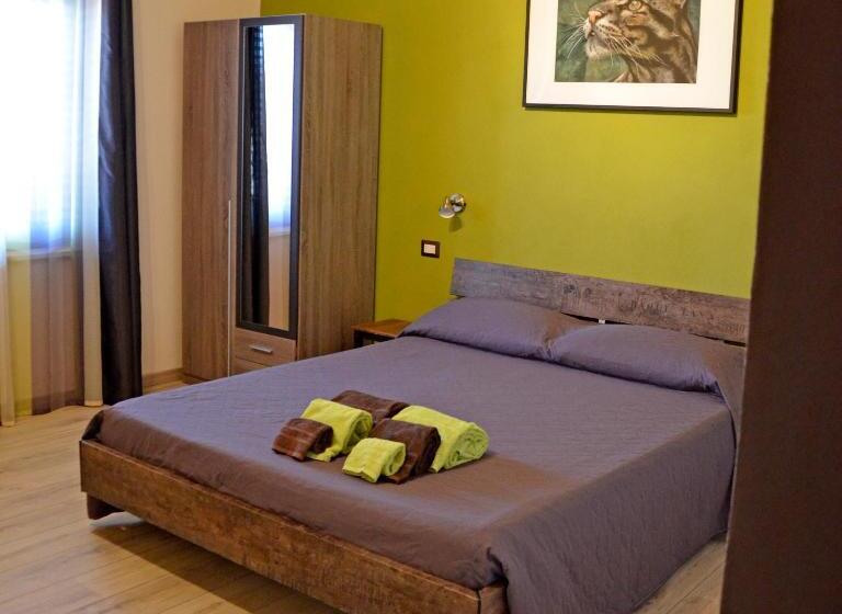 اتاق استاندارد با تخت بزرگ, Artista B&b