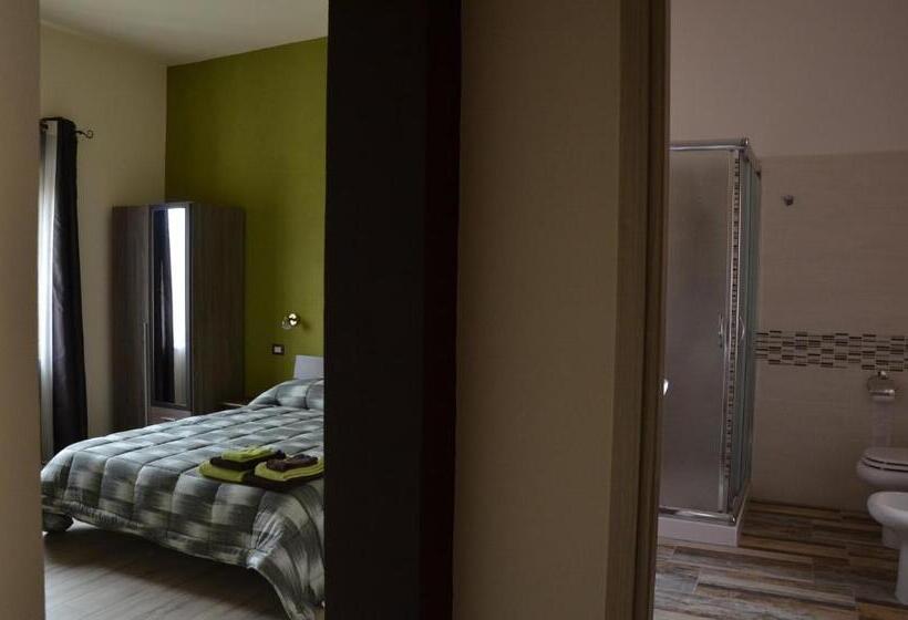 חדר סטנדרט עם מיטת קינג, Artista B&b